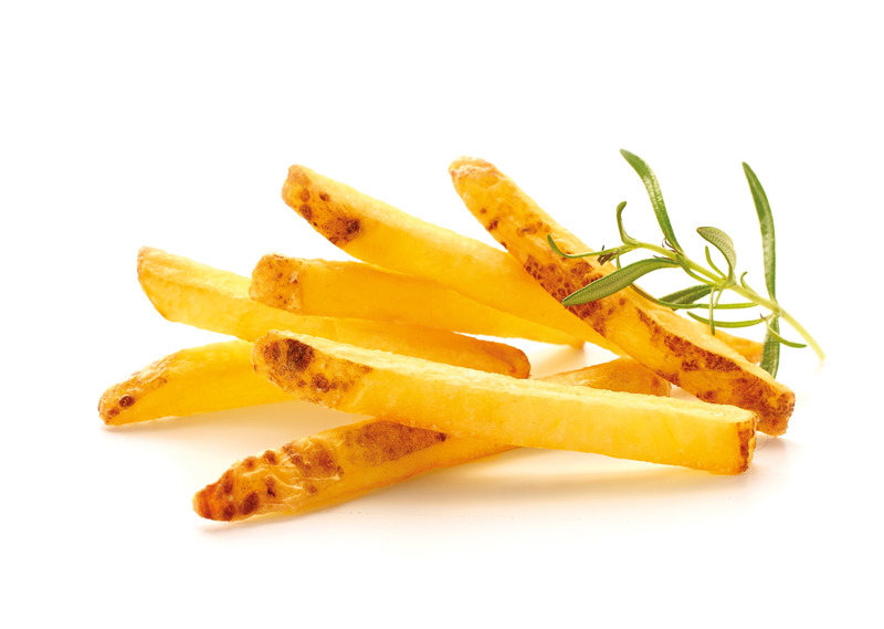C51007 - Xtra Crispy 10mm Skin On Chips. Available from MKG Foods, your foodservice partner in the Midlands.