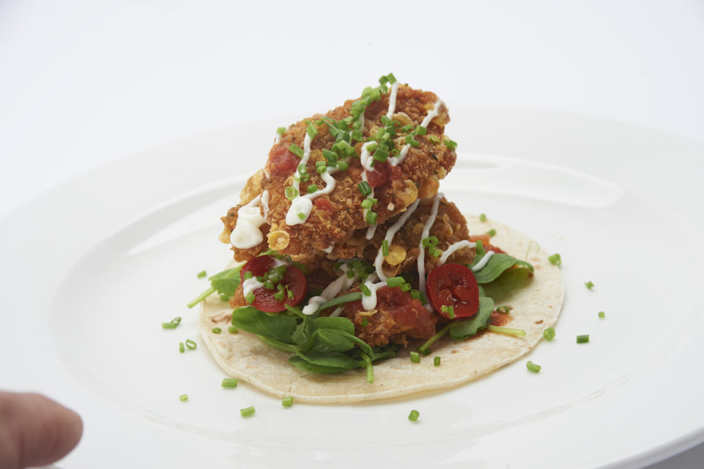 C15077 Chicken Chachos - Available from MKG Foods, your foodservice partner in the Midlands.