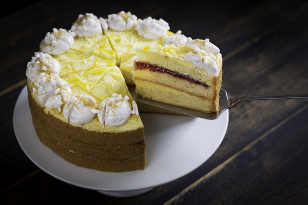 C12077 - lemon raspberry meringue. Available from MKG Foods, your foodservice partner in the Midlands.