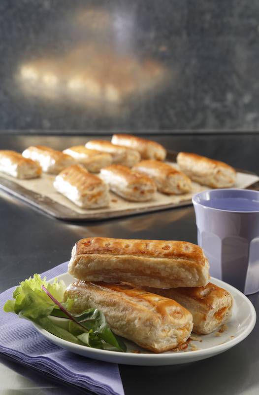 C19902 - Unbaked Cheese & Onion Roll. Available from MKG Foods, your foodservice partner in the Midlands.