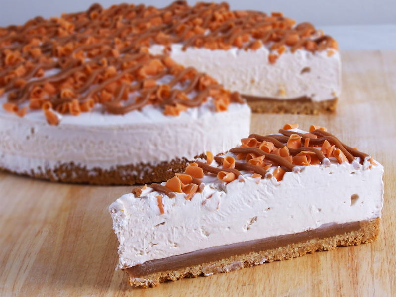 C23341 - Banoffee Cheesecake pre-cut. Available from MKG Foods, your foodservice partner in the Midlands.