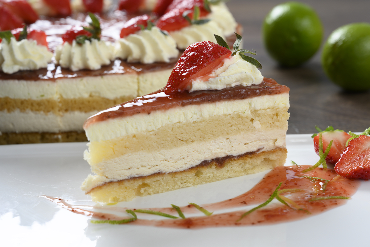 C23087 - Strawberry, Lime & Cucumber Naked Cake