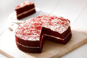 C18010 - Red Velvet Cake