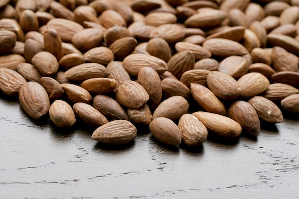 shelled-almonds